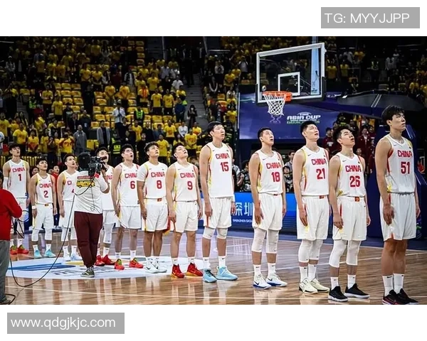 中国男篮在2017年对阵卡塔尔的精彩比赛回顾与分析 中国男篮在2017年对阵卡塔尔的精彩比赛回顾与分析