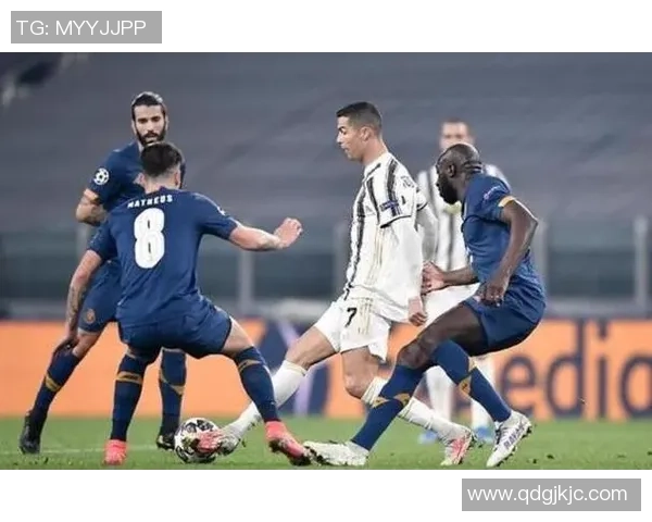 巴伦西亚与尤文图斯激战结果揭晓球迷热议精彩瞬间与未来展望