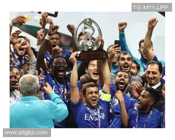 希拉尔与沙特纳萨的巅峰对决揭示足球战术与团队合作的魅力